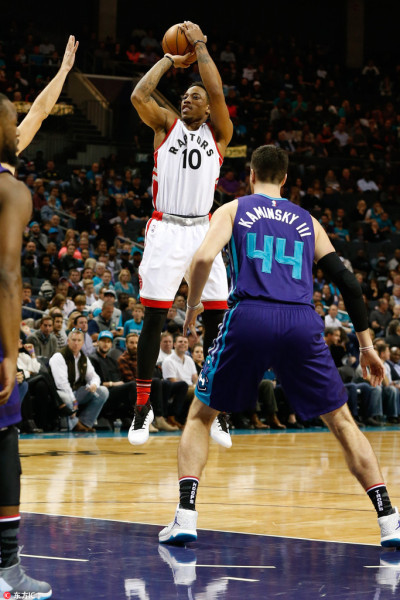 夏洛特黄蜂队在关键时刻挺身而出,获得翻盘胜利的简单介绍 夏洛特黄蜂队在关键时刻挺身而出,获得翻盘胜利的简单介绍