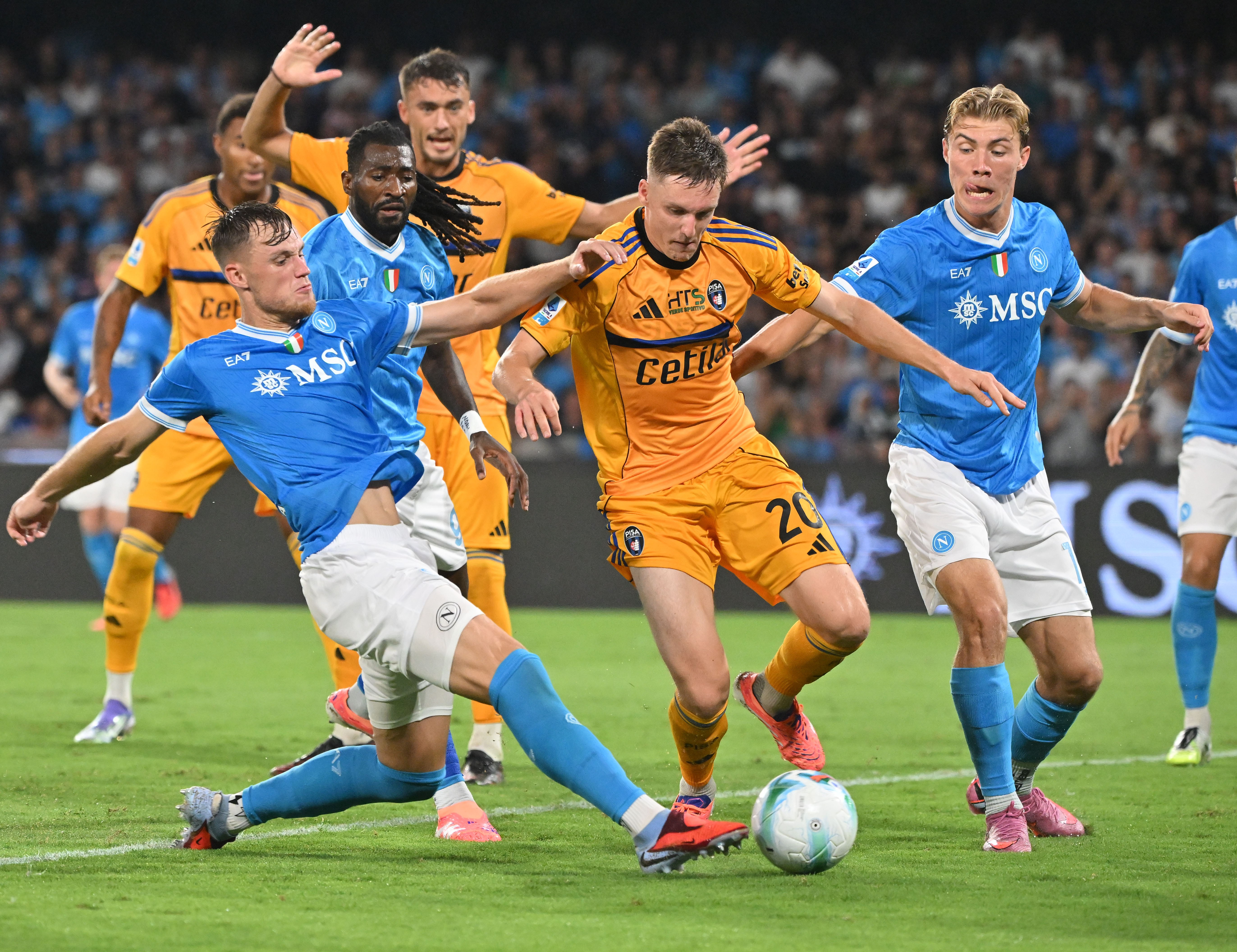 沙巴体育平台-意甲赛场再现传奇战役，球风风采出众的简单介绍